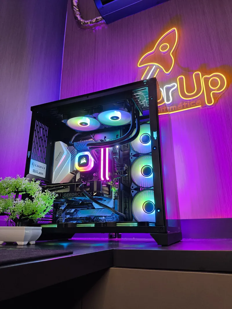 Gear UP Phantom — PC gamer montado pela Gear UP em Foz do Iguaçu